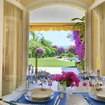 3088 Luxury Oasis Villa *